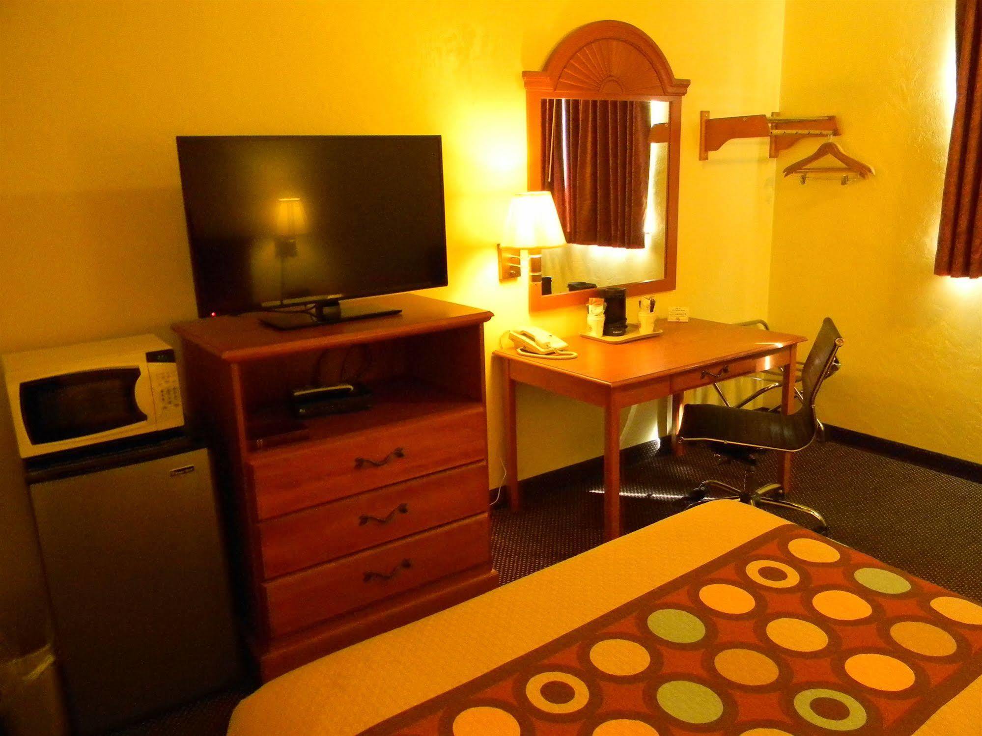 Motel 6-Wilsonville, Or - Portland Zewnętrze zdjęcie