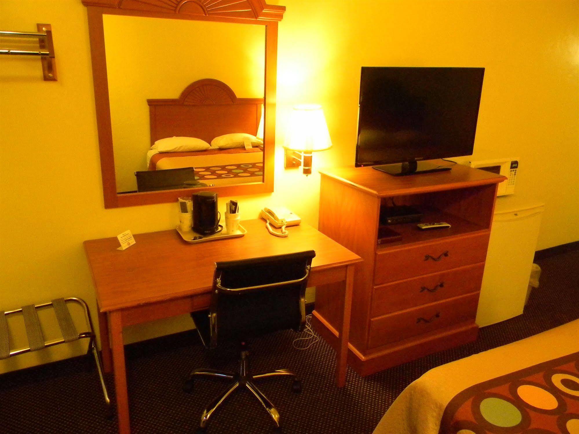 Motel 6-Wilsonville, Or - Portland Zewnętrze zdjęcie